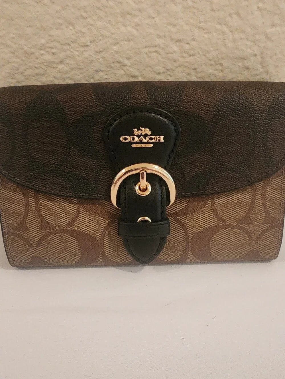 Coach C6897 Kleo Wallet Blocked Signature Canvas Khaki Brown Multi      Like New